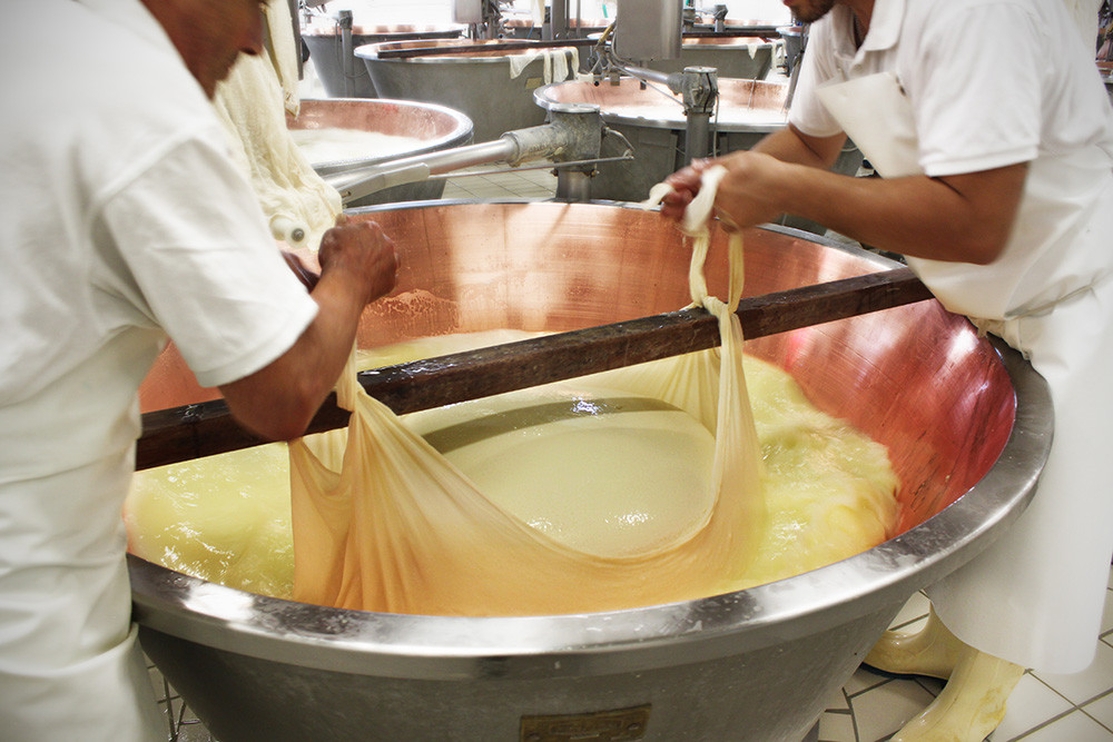 L'arte del Parmigiano Reggiano