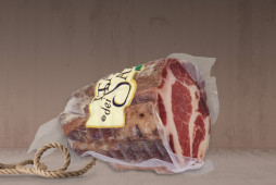 COPPA - Peso di ca. 1,100 Kg COPPA - Peso di ca. 1,100 Kg