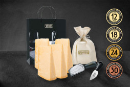 Parmigiano Reggiano - KIT FOUR SEASON PLUS - Stagionature 12-18-24-30 MESI - Pezzature da 0,7Kg Parmigiano Reggiano - KIT FOUR SEASON PLUS - Stagionature 12-18-24-30 MESI - Pezzature da 0,7Kg