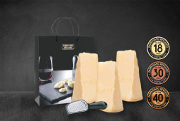 Parmigiano Reggiano - KIT TRIS DI GUSTO - Stagionature 18-30-40 MESI - Pezzature da 1Kg Parmigiano Reggiano - KIT TRIS DI GUSTO - Stagionature 18-30-40 MESI - Pezzature da 1Kg