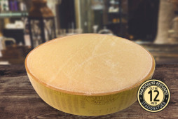 Parmigiano Reggiano - Stagionatura 12 MESI - Mezza Forma circa 20kg Parmigiano Reggiano - Stagionatura 12 MESI - Mezza Forma circa 20kg