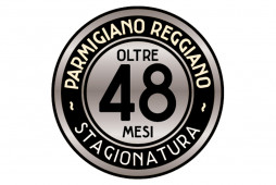 CONFEZIONE TRADIZIONALE con AFFETTAFORMAGGIO Parmigiano Reggiano - Stagionatura 48 MESI - 700 gr