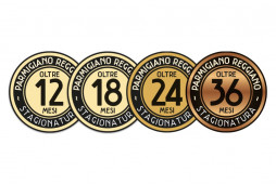 Parmigiano Reggiano - KIT FOUR SEASON - Stagionature 12-18-24-36 MESI - Pezzature da 0,7Kg Parmigiano Reggiano - KIT FOUR SEASON - Stagionature 12-18-24-36 MESI - Pezzature da 0,7Kg